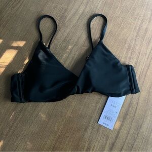 NWT Black Twist Bikini Top
